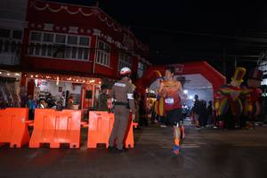 BIB: 0531
                            <button type="button" onclick="openModal(26221827)" class="btn btn-primary btn-sm float-right btn-popup" data-toggle="modal" data-target=".modal-high-quality">
                        <i class="fas fa-shopping-cart"></i> Add to Cart
                    </button>
                                            <button type="button" onclick="isThisMe(26221827, true)" class="btn btn-success btn-sm float-right btn-popup btn-isme hidden" data-toggle="tooltip" data-placement="bottom" title="นี่คือรูปของคุณใช่ไหม คลิกที่นี่เพื่อเอาเข้าอัลบั้ม">
                        <i class="fas fa-plus"></i> Add to album
                    </button>
                    <button type="button" onclick="isThisMe(26221827, false)" class="btn btn-warning btn-sm float-right btn-popup btn-isnotme hidden">
                        <i class="fas fa-ban"></i> Remove from album
                    </button>